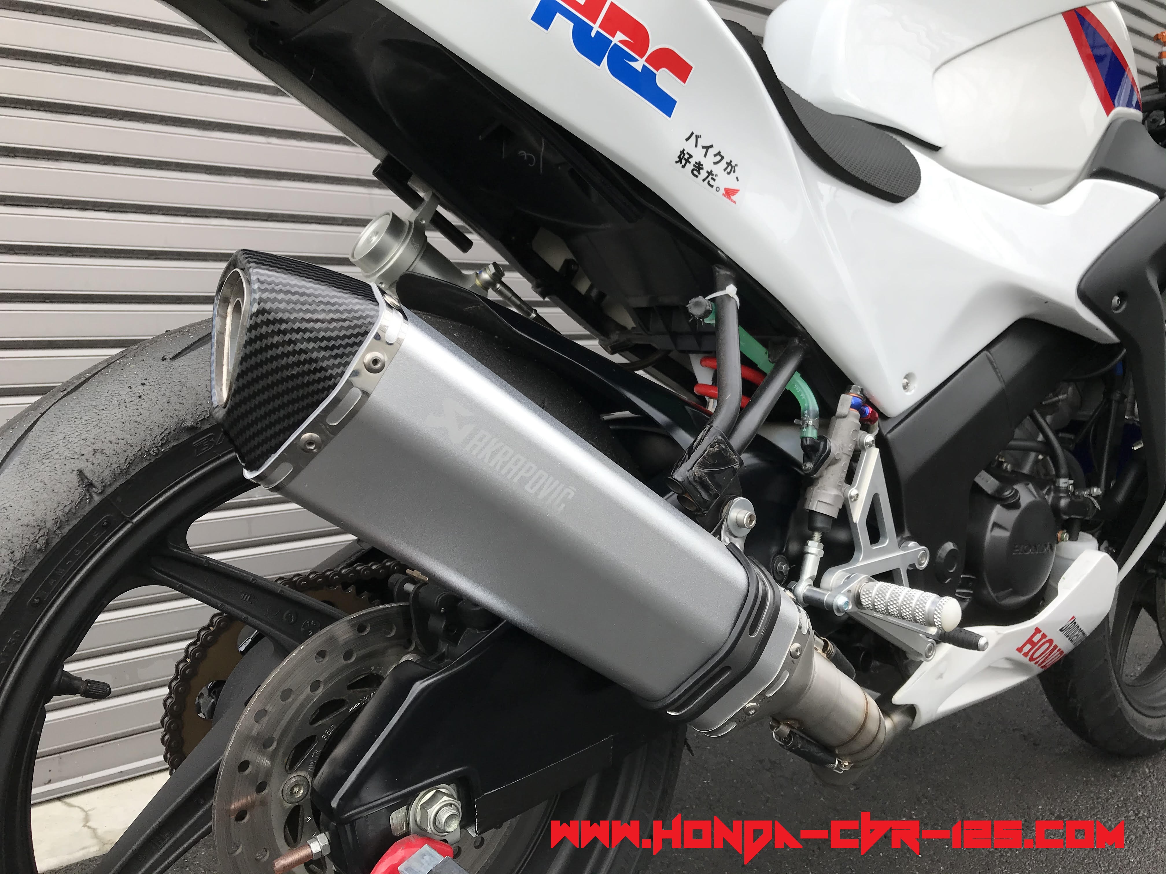 honda cbr 125 akrapovic exhaust